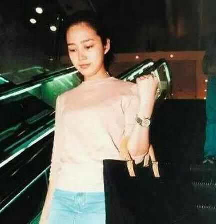 刘德华老婆朱丽倩近照 刘德华朱丽倩怎么认识的