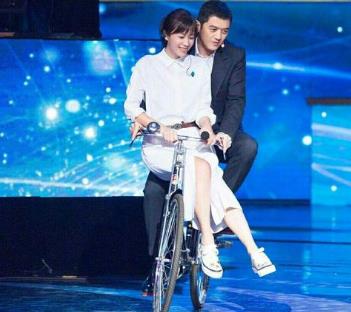 李亚鹏徐静蕾什么关系 李亚鹏徐静蕾二十年后再同台