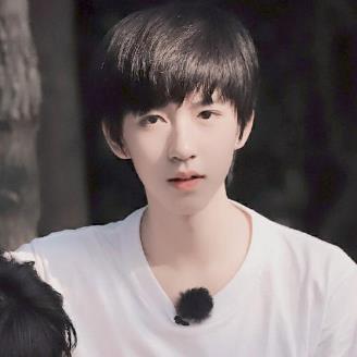 时代少年团成员贺峻霖多高 贺峻霖411事件是怎么回事 