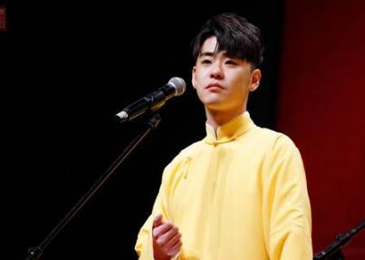 张云雷为什么没参加封箱 德云社为什么这样对待张云雷呢