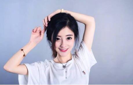 冯提莫是哪里人 冯提莫为什么封禁