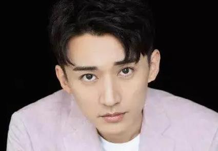 刘学义袁冰妍关系好吗  刘学义在怒海潜沙里演谁