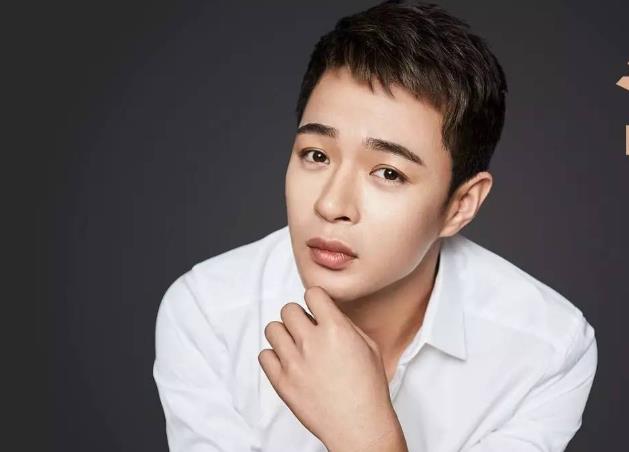 董春辉的老婆是谁   董春辉和谁长得很像