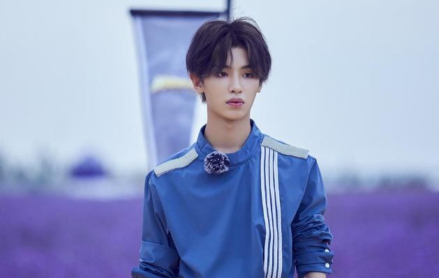 黄明昊为什么要叫小贾,黄明昊小贾外号怎么来的