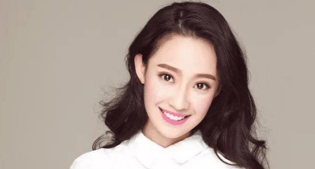 孙佳雨和孙铱是什么关系,孙佳雨和孙铱是一个人吗