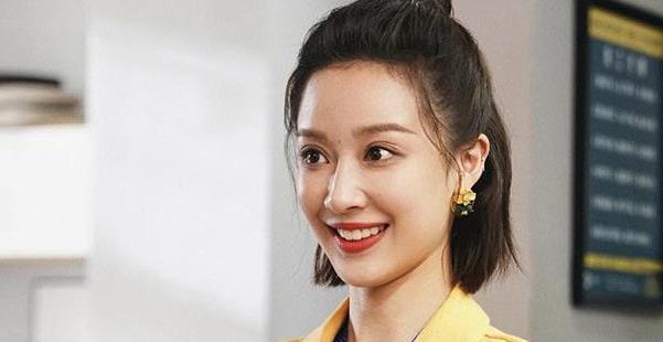 孙佳雨和孙铱是什么关系,孙佳雨和孙铱是一个人吗