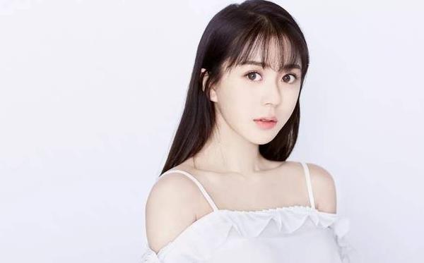汤敏和黄梦莹长得像吗,汤敏多大年龄
