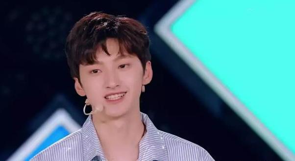 刘特的女朋友是赵露思吗,刘特是哪里人