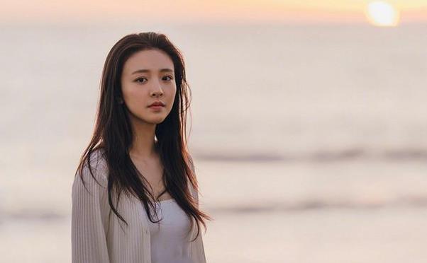 吴倩和张月长得很像,吴倩是武大校花吗