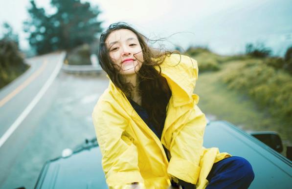 吴倩和张月长得很像,吴倩是武大校花吗