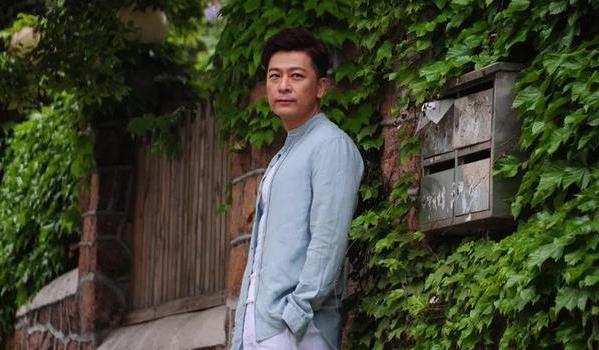 于毅和杨志刚的关系,于毅和杨志刚谁名气大