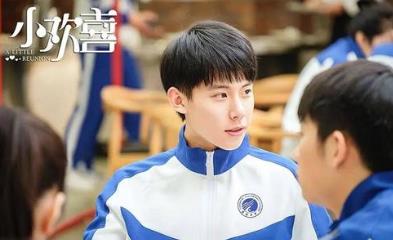 周奇为什么和向俞星分手 演员周奇身高多少