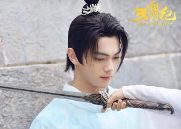 许凯在哪个公司叫什么 许凯吴佳怡合作过什么剧