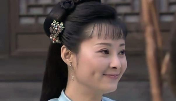 袁立和殷桃长得像,袁立与殷桃是同一个演员吗