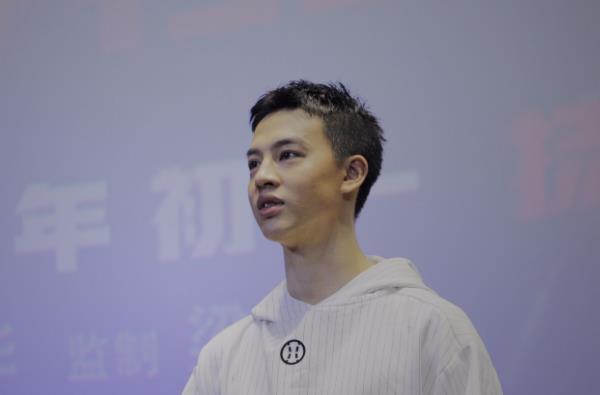 尹昉和尹正是什么关系,尹昉是哪个公司的