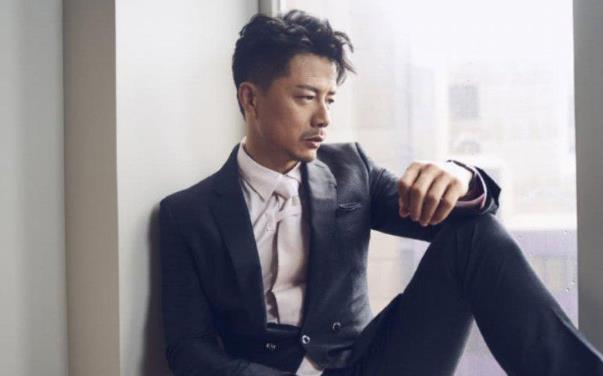 段奕宏和刘奕君好像啊,刘奕君和段奕宏是一个人吗