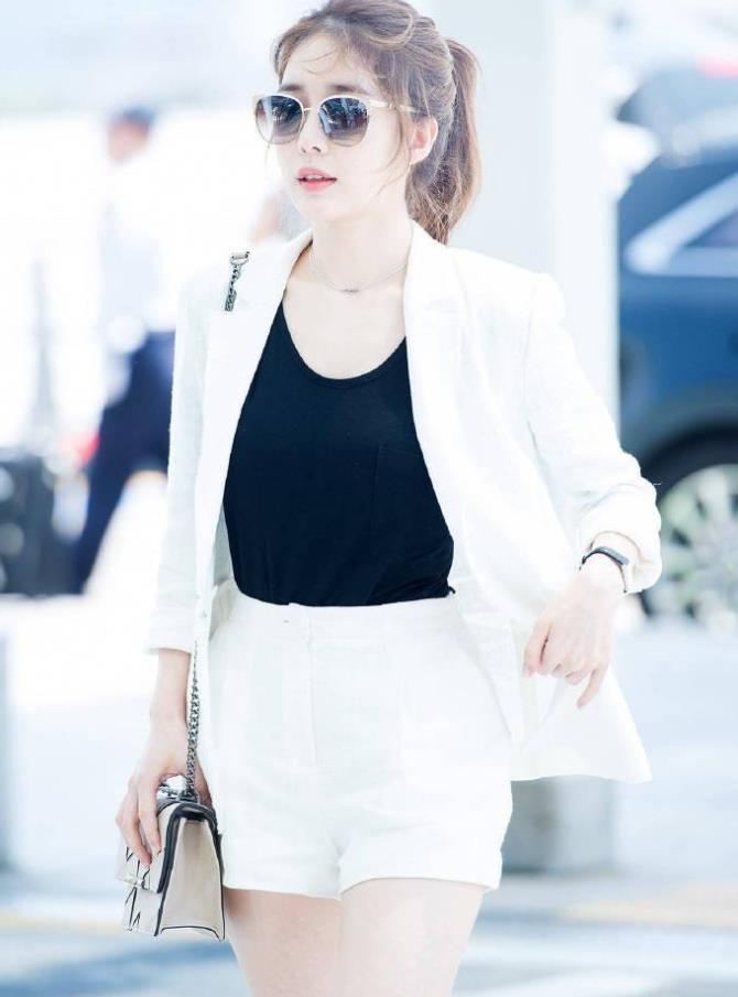 不老女神刘仁娜整容了吗？写真照片让人看着舒心