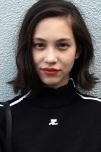 水原希子